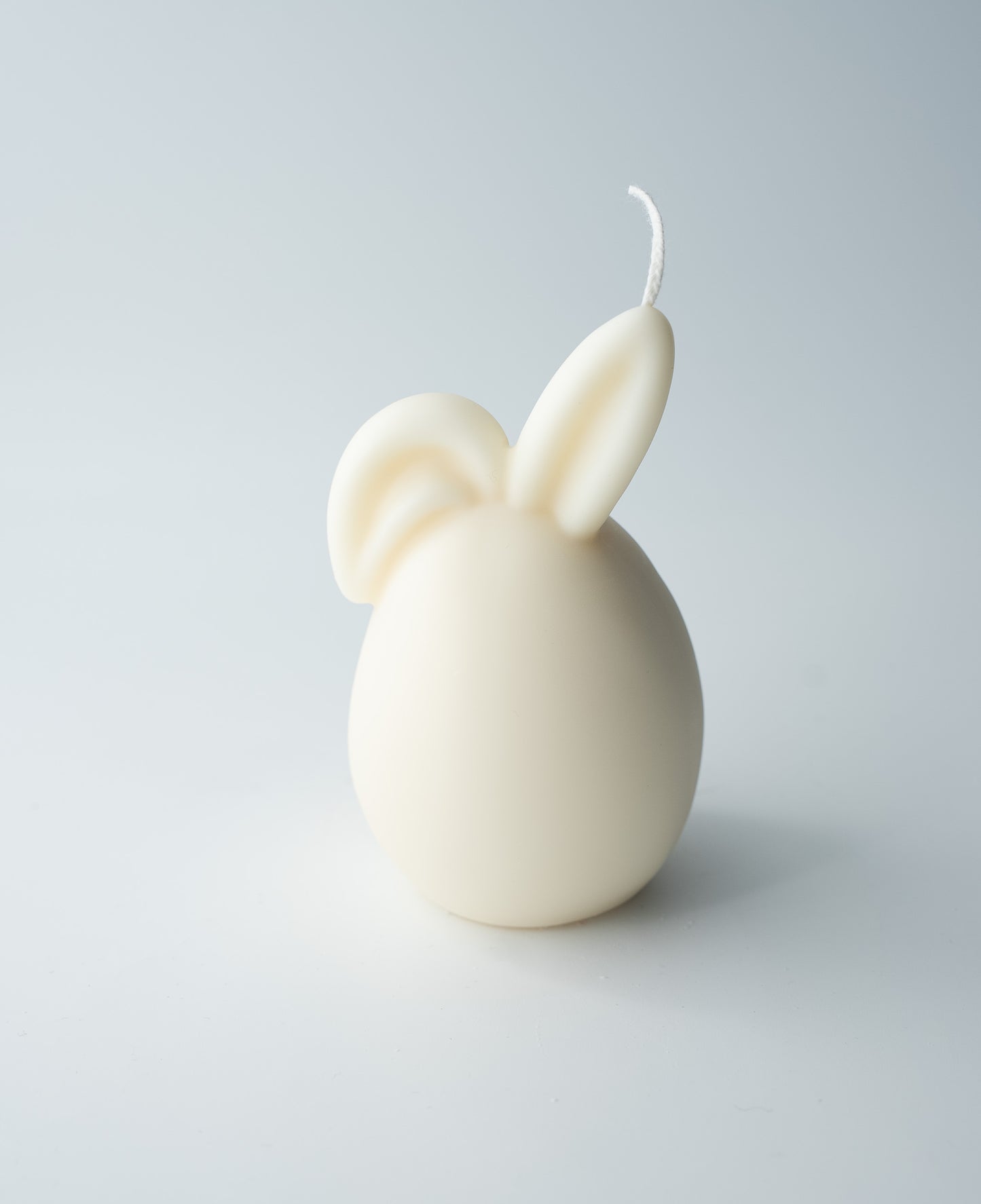 Œuf de Pâques aux oreilles