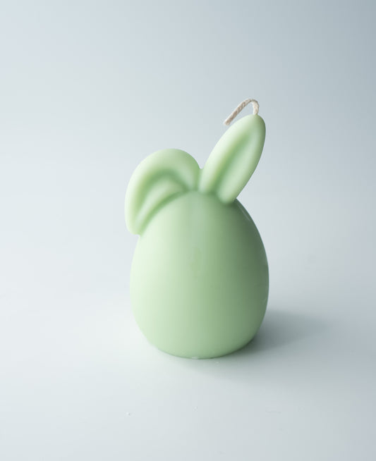 Œuf de Pâques aux oreilles