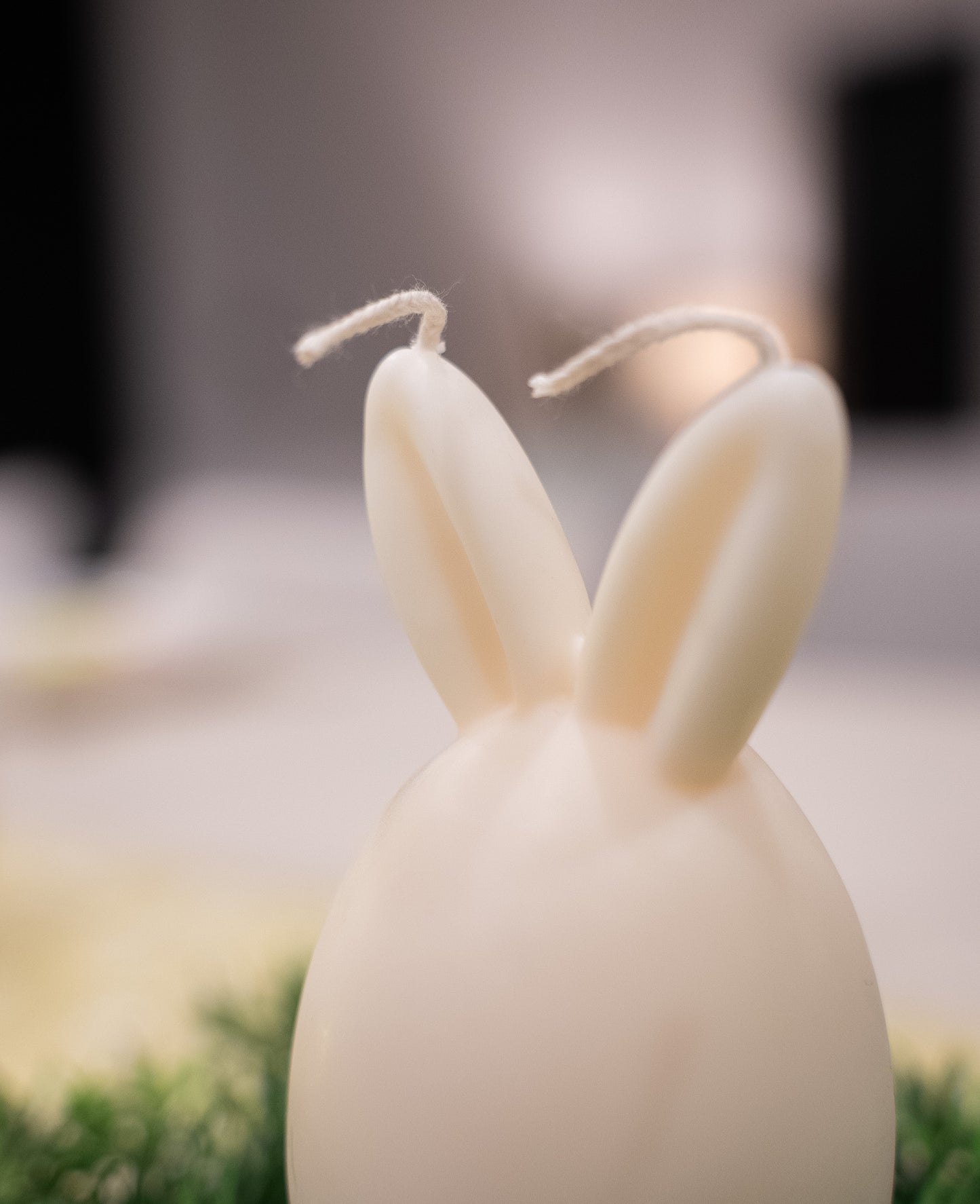 Œuf de Pâques aux oreilles