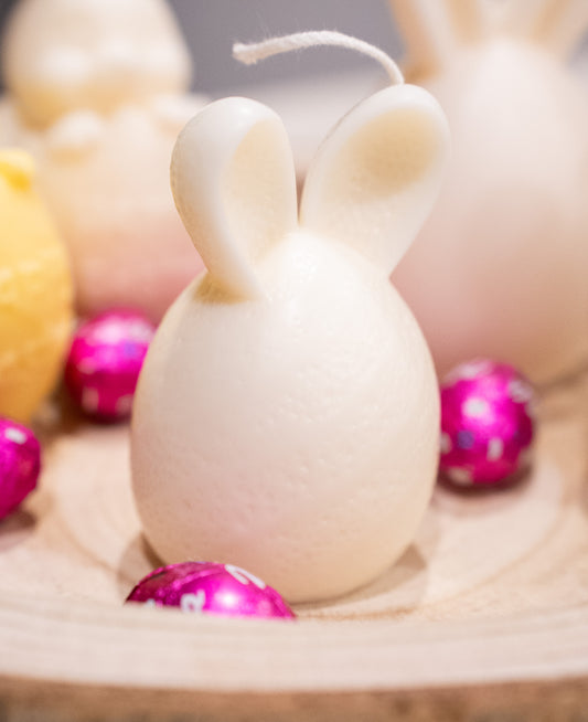 Petit oeuf aux oreilles de lapin
